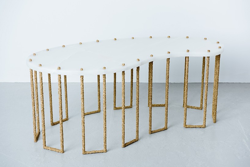 samuel-amoia-delorenzo-gallery-table-collection-designboom-07