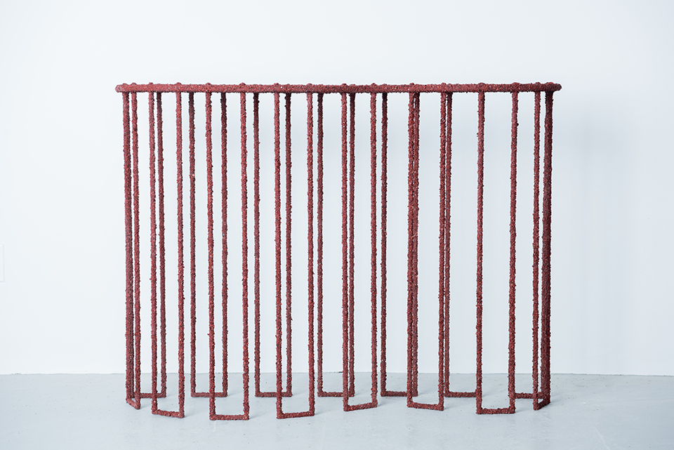 samuel-amoia-delorenzo-gallery-table-collection-designboom-gallery09