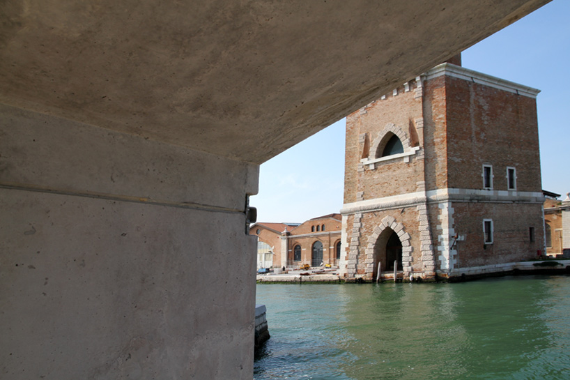 venice architecture biennale 2016 samuel gonçalves designboom