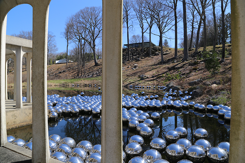 yayoi kusama glass house narcissus garden