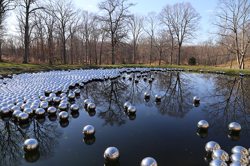 yayoi kusama glass house narcissus garden
