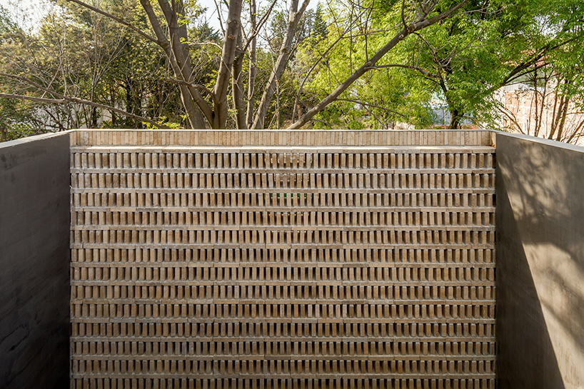 DCPP-arquitectos-casa-campestre-house-107-mexico-city-designboom-02