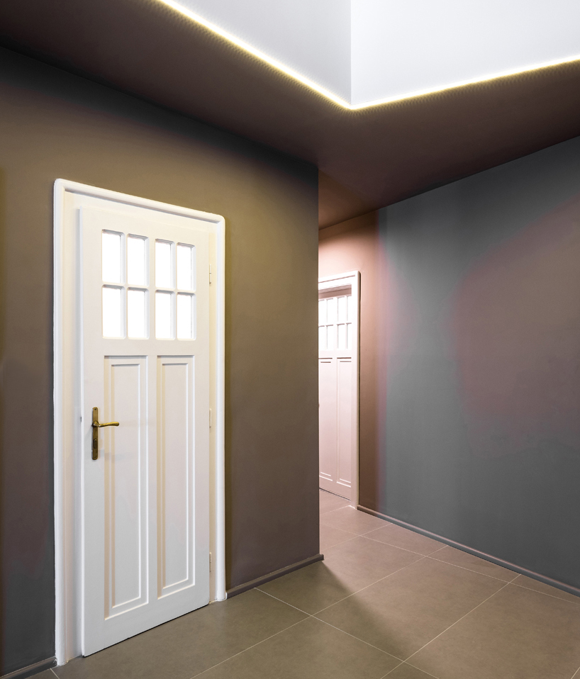 batlab brown prosthesis apartment budapest hungary