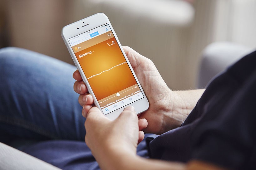 beepbleeps-suzysnooze-child-alarm-monitor-designboom-03