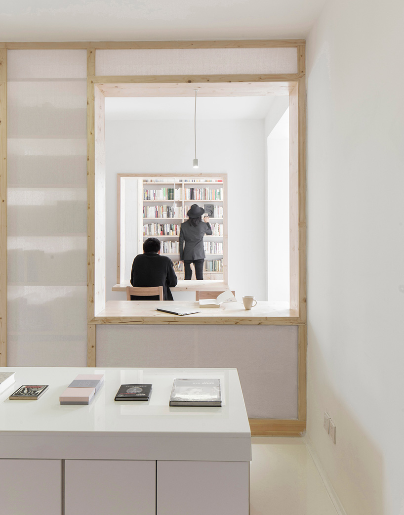 caopu-hidden-top-floor-bookstore-china-designboom-02