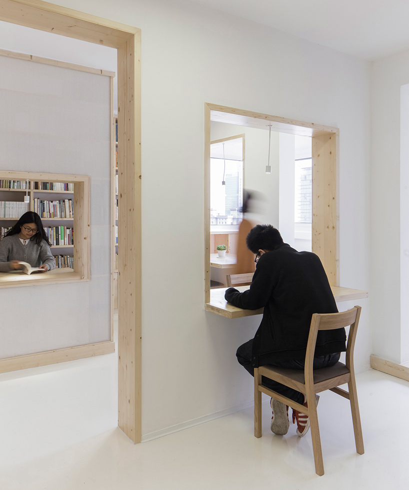 caopu-hidden-top-floor-bookstore-china-designboom-02