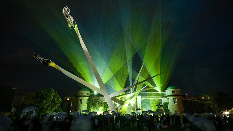gerry-judah-BMW-scuplture-goodwood-festival-of-speed-2016-designboom-02