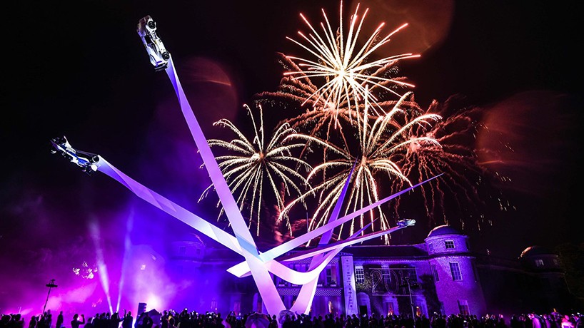 gerry-judah-BMW-scuplture-goodwood-festival-of-speed-2016-designboom-05