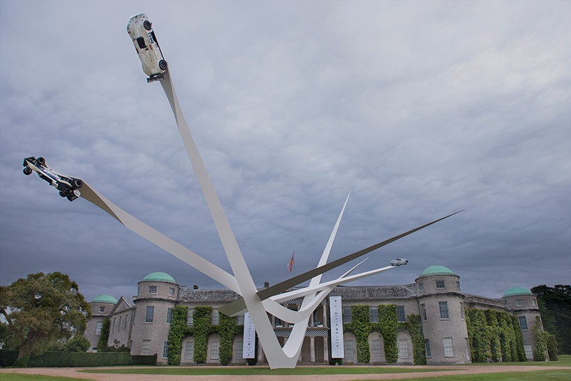 gerry-judah-BMW-scuplture-goodwood-festival-of-speed-2016-designboom-06