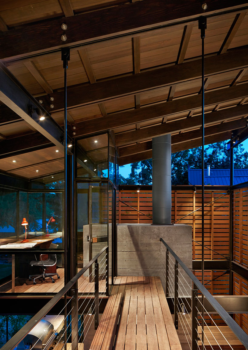 lake-flato-hog-pen-creek-residence-austin-texas-designboom-02