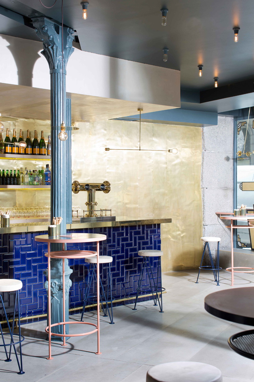 lucas-y-hernandez-gil-bocadillo-de-jamon-y-champan-pez-madrid-designboom-004