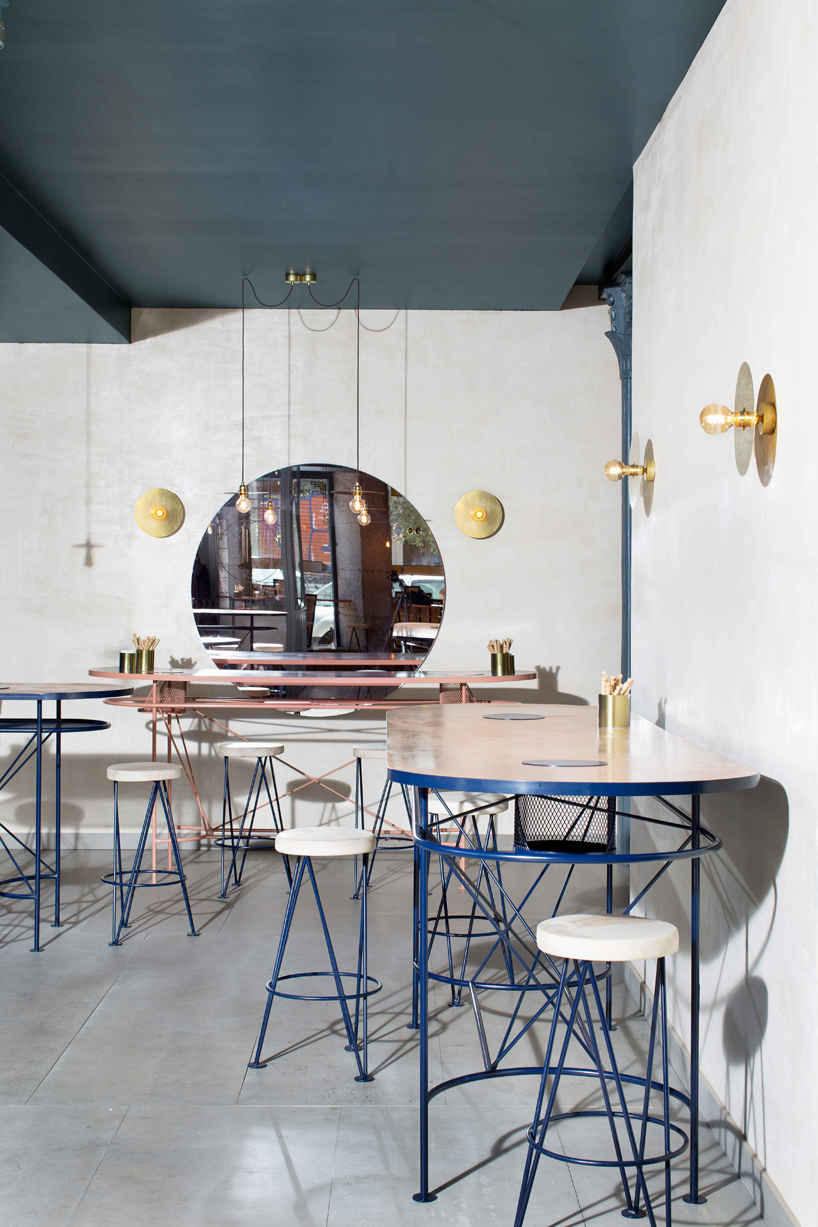 lucas-y-hernandez-gil-bocadillo-de-jamon-y-champan-pez-madrid-designboom-005