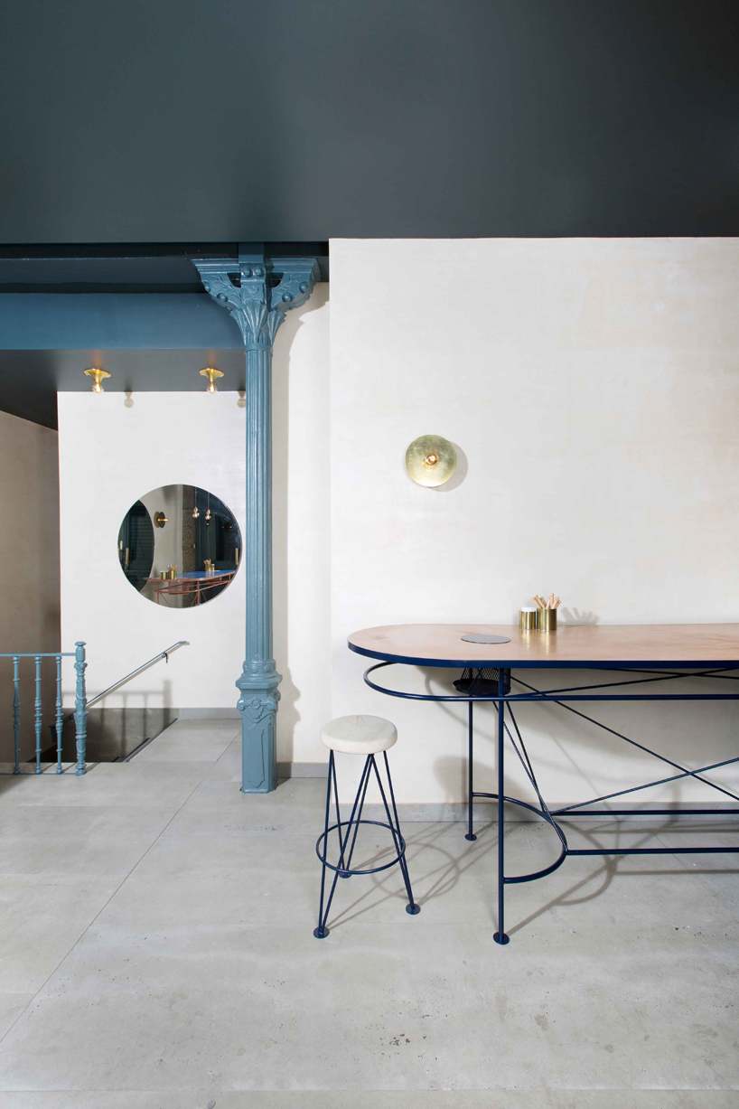 lucas-y-hernandez-gil-bocadillo-de-jamon-y-champan-pez-madrid-designboom-006