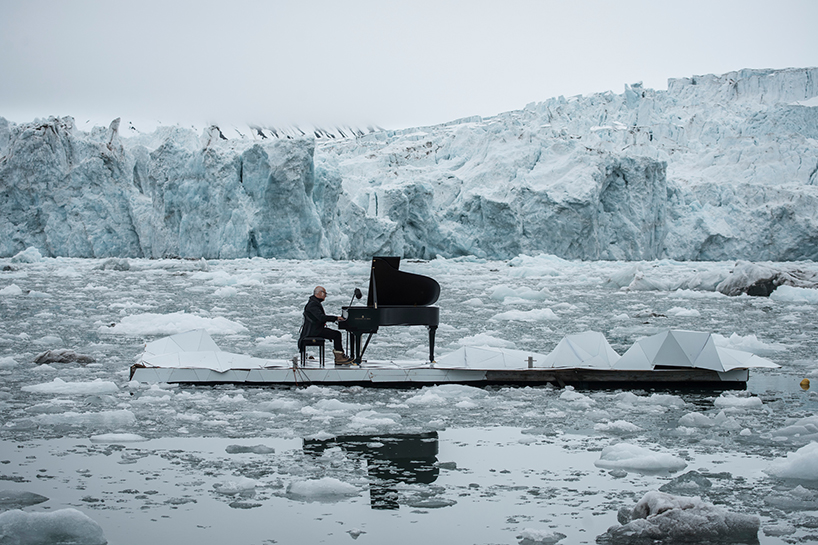 ludovico einaudi orchestrates floating performance in the 