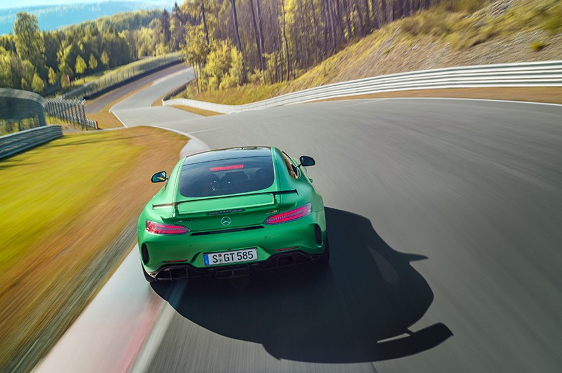 mercedes-amg-gt-r-green-hell-designboom-12