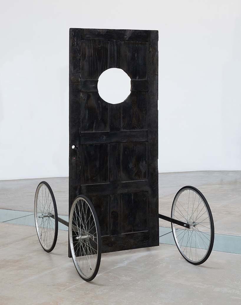 pedro-reyes-domingo-salvaje-exhibition-la-tallera-gallery-cuernavaca-mexico-designboom-02