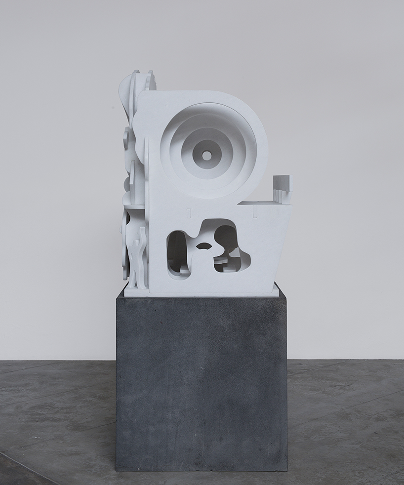 pedro-reyes-domingo-salvaje-exhibition-la-tallera-gallery-cuernavaca-mexico-designboom-02