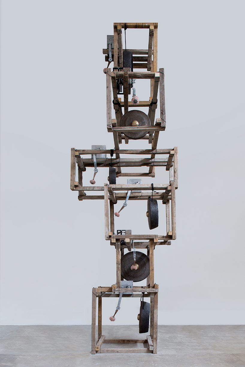 pedro-reyes-domingo-salvaje-exhibition-la-tallera-gallery-cuernavaca-mexico-designboom-02