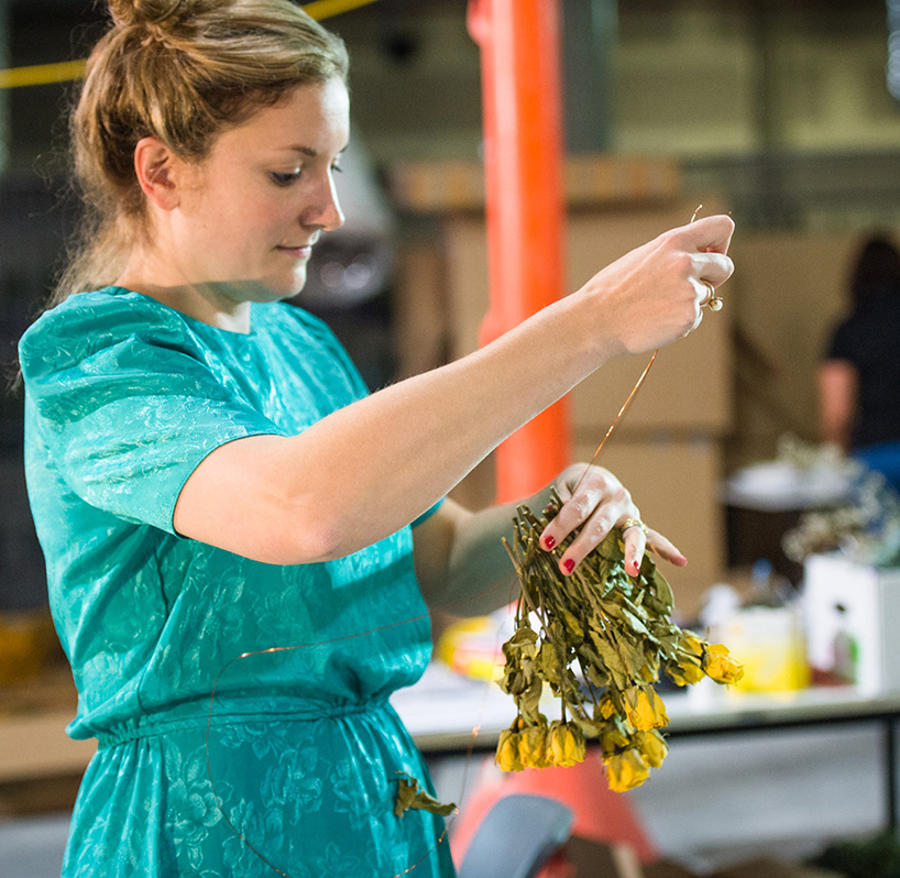 rebecca-louise-law-flower-canopy-eastland-melbourne-designboom-013
