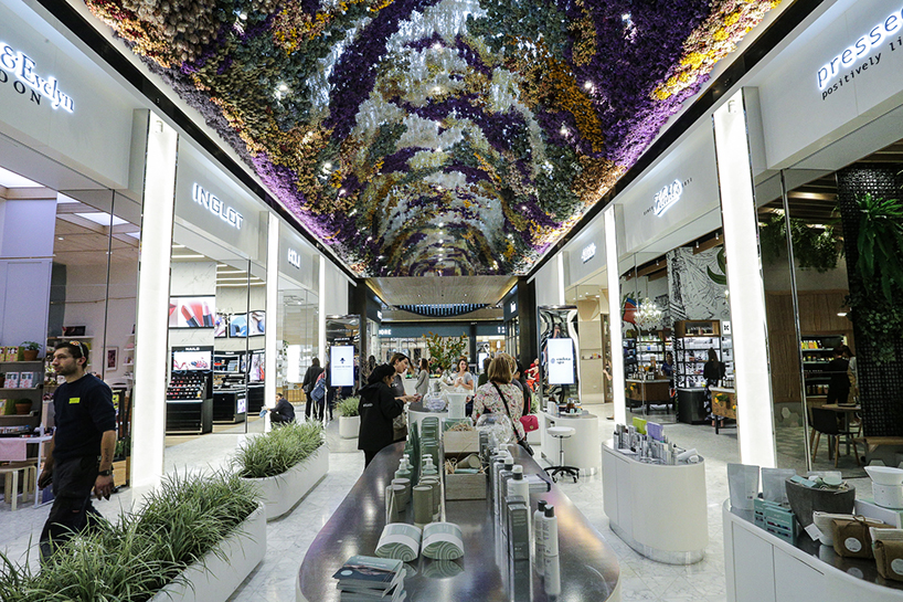 rebecca-louise-law-flower-canopy-eastland-melbourne-designboom-02