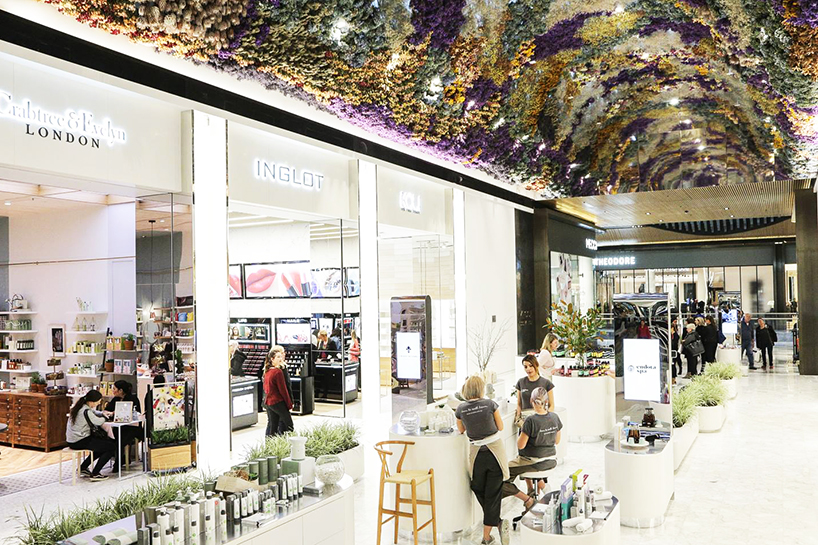 rebecca-louise-law-flower-canopy-eastland-melbourne-designboom-05