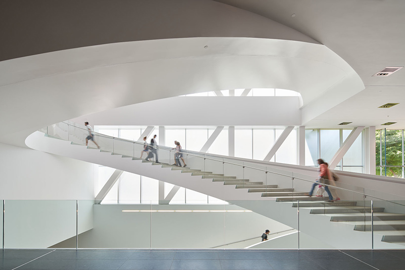rem-koolhaas-OMA-mnbaq-musee-national-des-beaux-arts-du-quebec-shohei-shigematsu-designboom-02