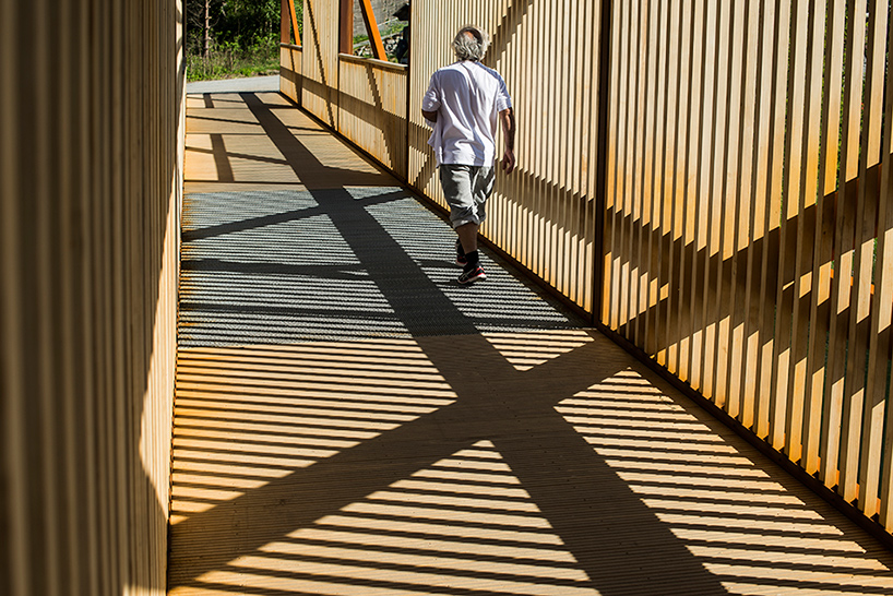 rintala-eggertsson-architects-tintra-footbridge-voss-norway-designboom-03