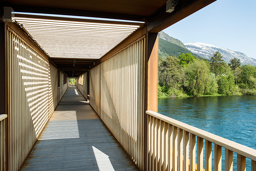 rintala-eggertsson-architects-tintra-footbridge-voss-norway-designboom-03