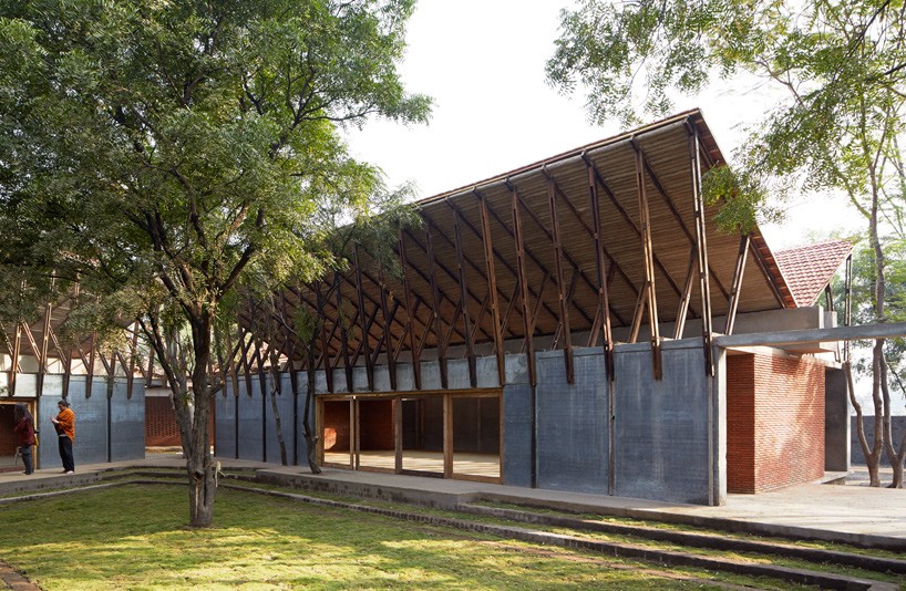 sameep padora and associates jetavan centre india designboom