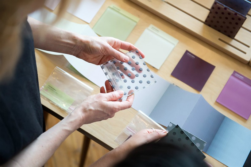 scholten-baijings-skyline-design-glass-gradients-designboom-014