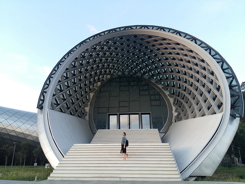 studio-fuksas-rhike-park-music-theater-exhibition-hall-tbilisi-georgia-designboom-02