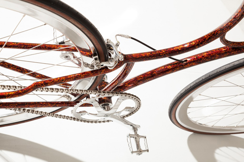 vanhulsteijn urushi bike XXI triennale international exhibition designboom