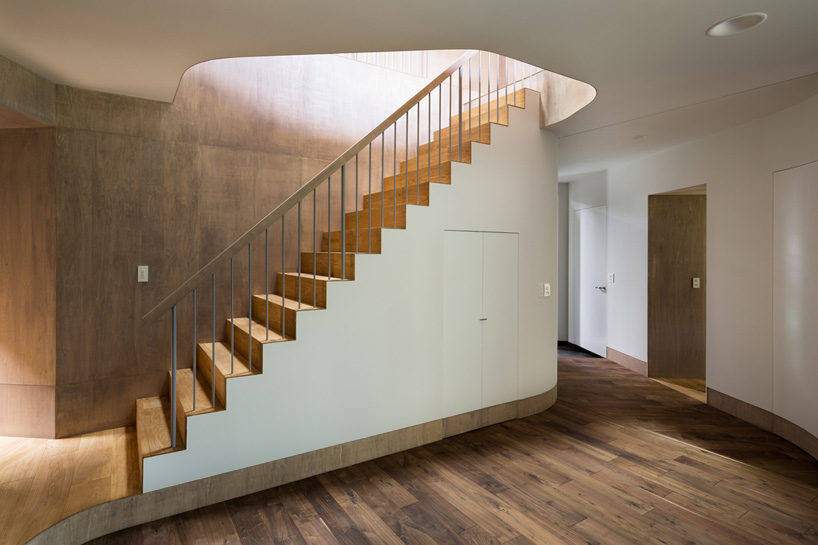 JP-architects-triton-house-osaka-japan-designboom-02