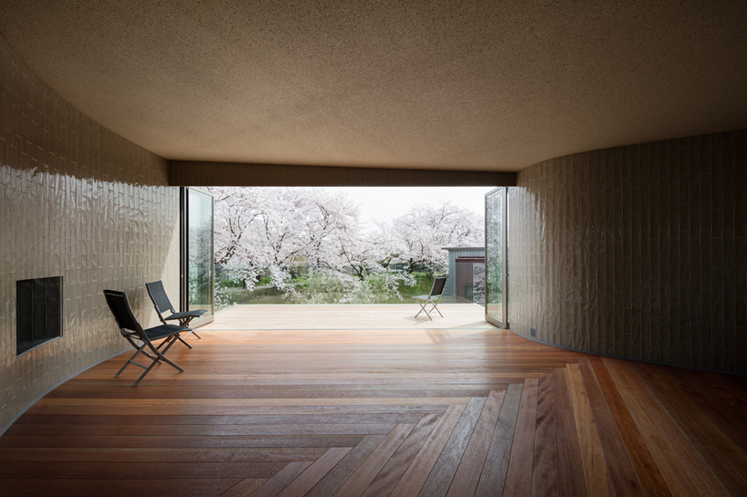 JP-architects-triton-house-osaka-japan-designboom-02