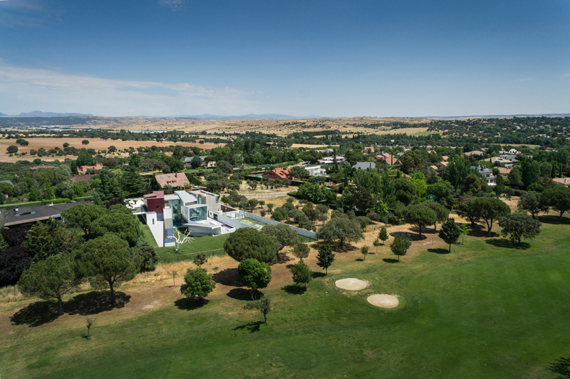 abiboo-architecture-house-h-madrid-spain-designboom-02
