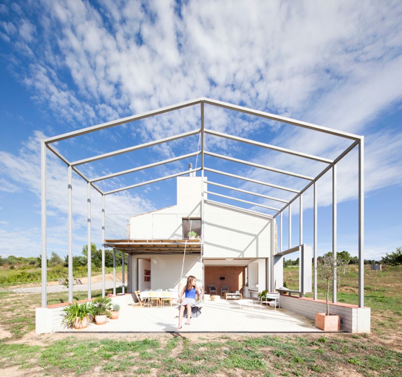 anna eugeni bach designboom