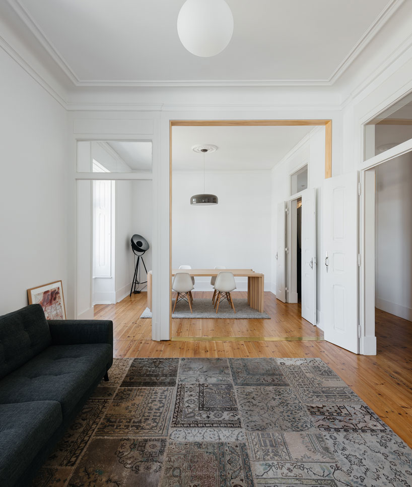 aurora-arquitectos-apartment-in-estrela-lisbon-designboom-02