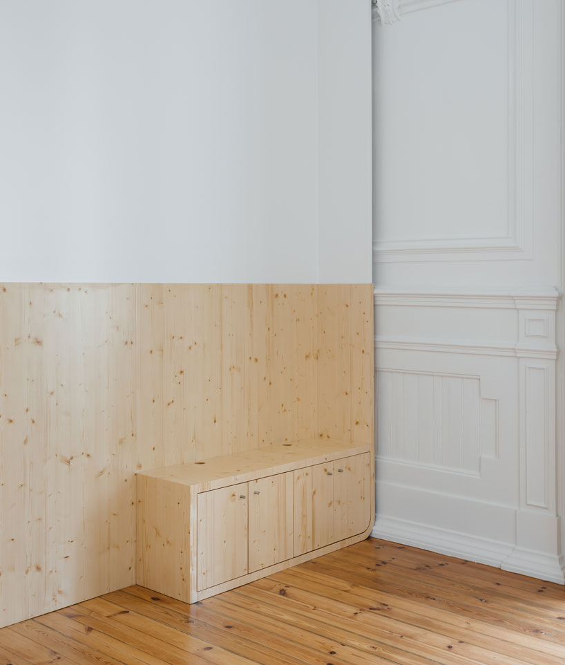 aurora-arquitectos-apartment-in-estrela-lisbon-designboom-02