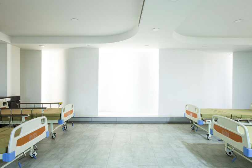 cadence-KMYF-clinic-bangalore-india-designboom-04