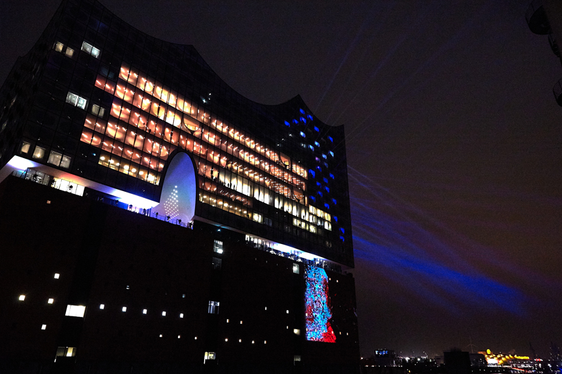 elbphilharmonie-herzog-de-meuron-hamburg-BMW-pictures-designboom-005