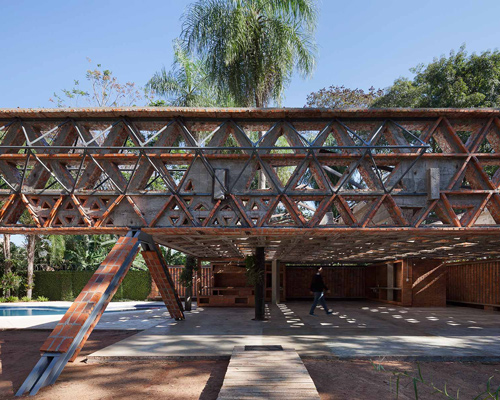 gabinete de arquitectura constructs monumental brick canopy in asunción, paraguay