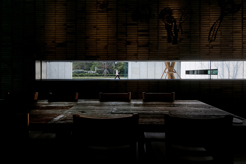 original-design-studio-starbucks-coffee-at-UBPA-shanghai-china-designboom-02