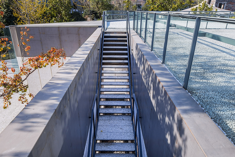 original-design-studio-starbucks-coffee-at-UBPA-shanghai-china-designboom-02