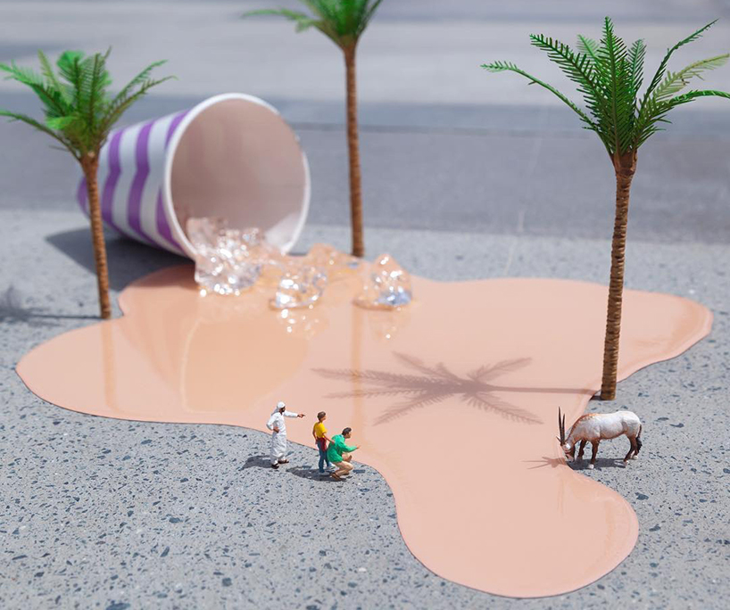 slinkachu-dubai-walls-miniature-street-art-designboom-02