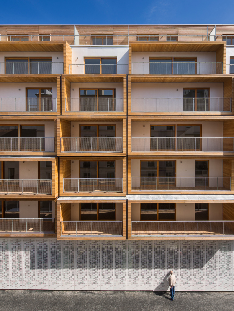 vincent-parreira-atelier-architecture-69-logements-1-gymnase-paris-designboom-02