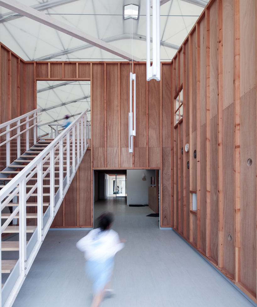 yasutaka-yoshimura-architects-fukumasu-base-japan-designboom-02