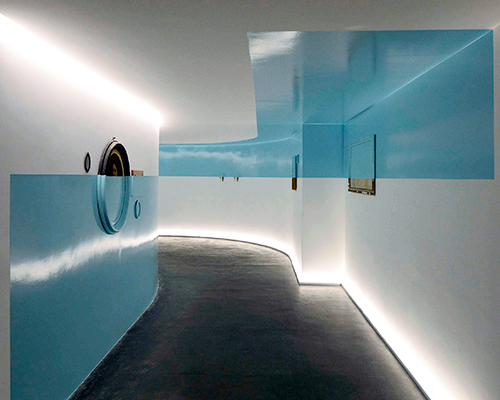 davide d'elia creates a blue horizon line through casa italia at rio 2016 olympics