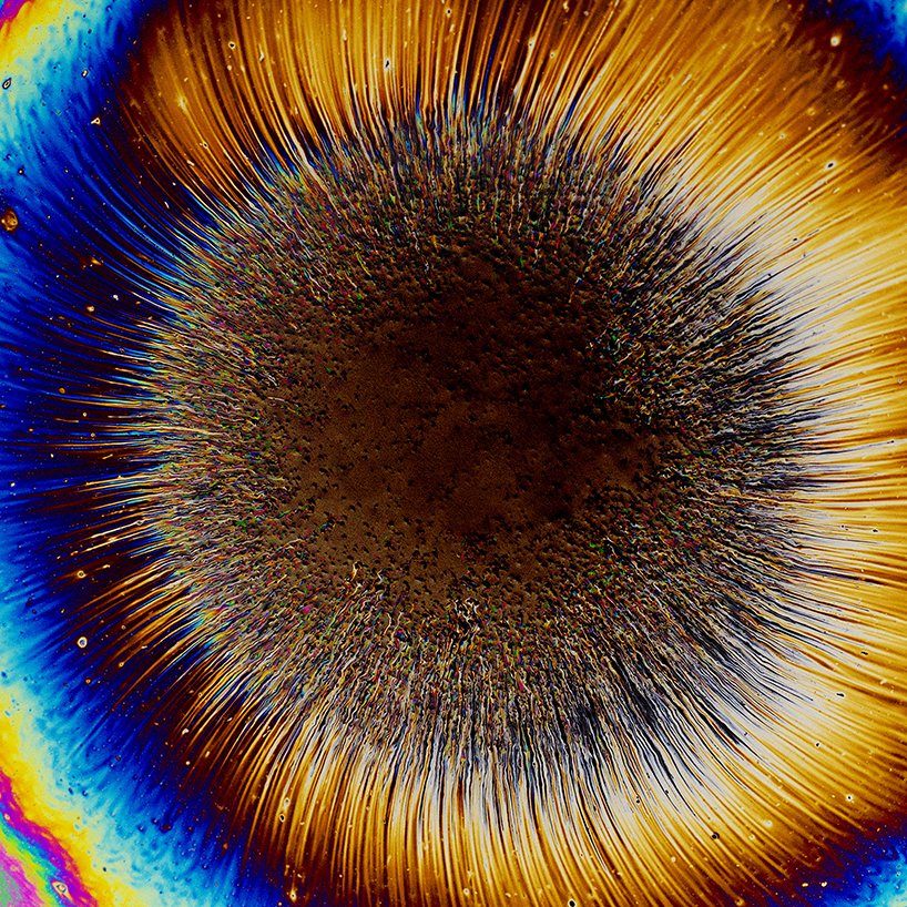 fabian-oefner-oil-spill-designboom-01