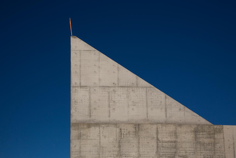 glenn-murcutt-australian-islamic-centre-melbourne-mosque-australia-designboom-02