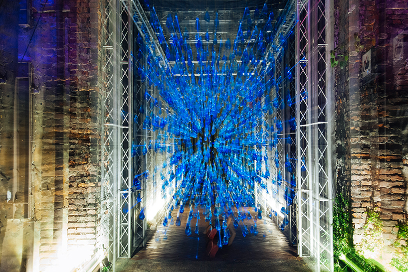 luzinterruptus-rain-interactive-taiwan